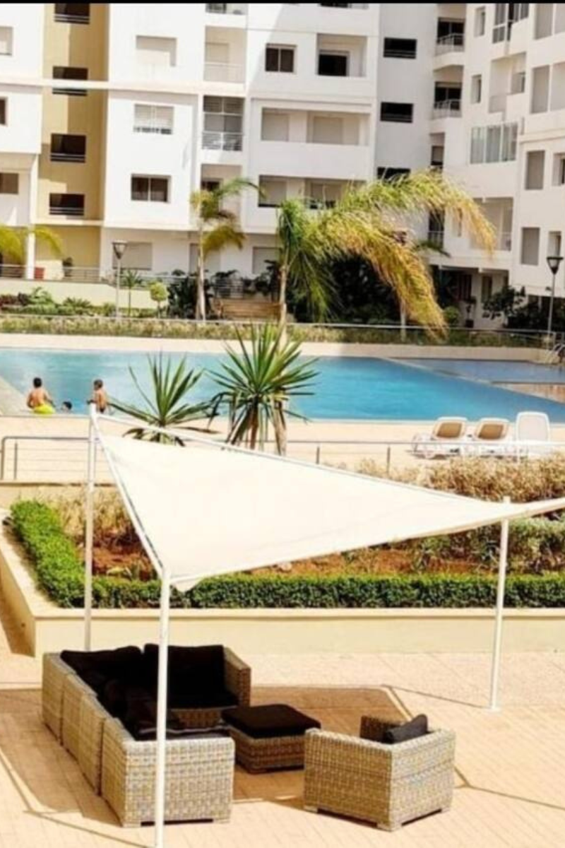 2 vélos électriques + Location studio confortable Agadir avec piscine