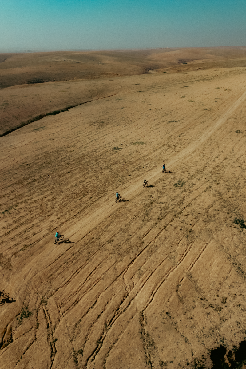 🚴‍♂️ Séjour E-Bike dans les Montagnes du Haut Atlas – Maroc 🇲🇦